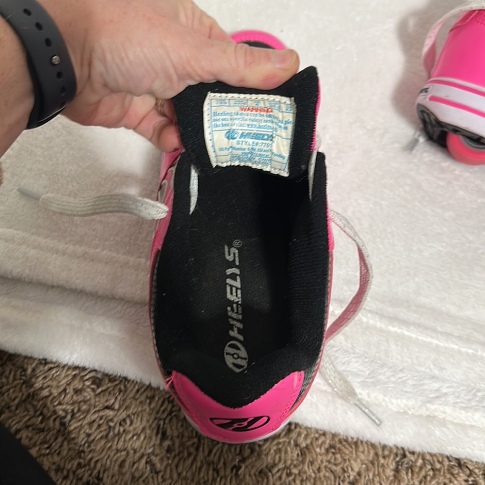 Heelys Hot Pink/Black/White Roller Lace Up Sneakers Womens 6/Youth 5 - Picture 9 of 13